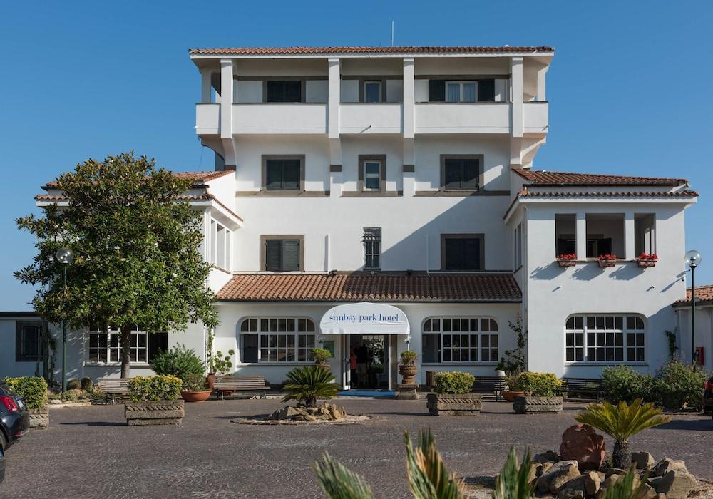 Sunbay Park Hotel Civitavecchia Kültér fotó