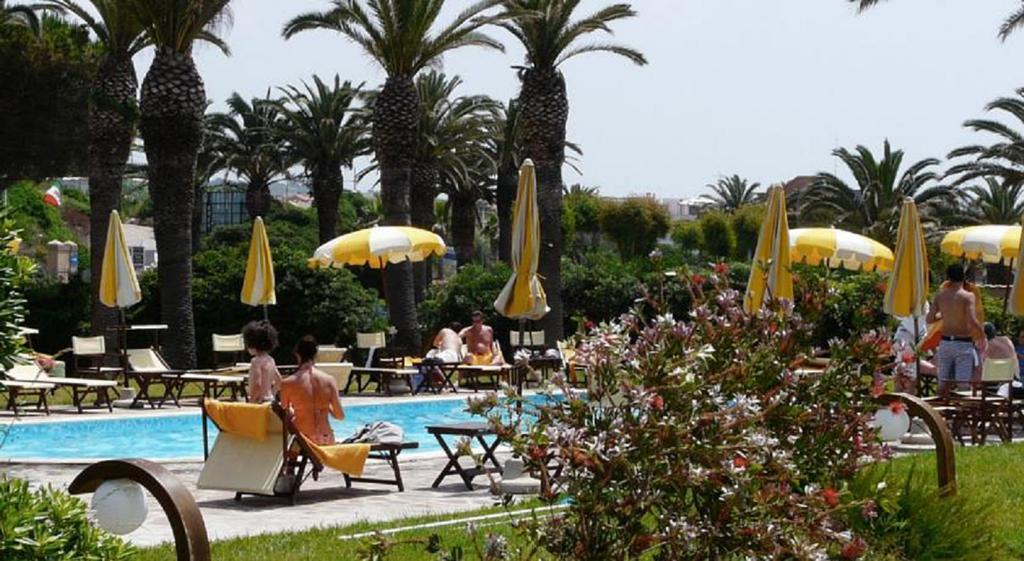 Sunbay Park Hotel Civitavecchia Kültér fotó