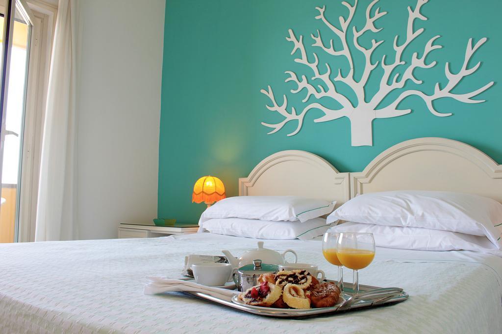 Sunbay Park Hotel Civitavecchia Kültér fotó